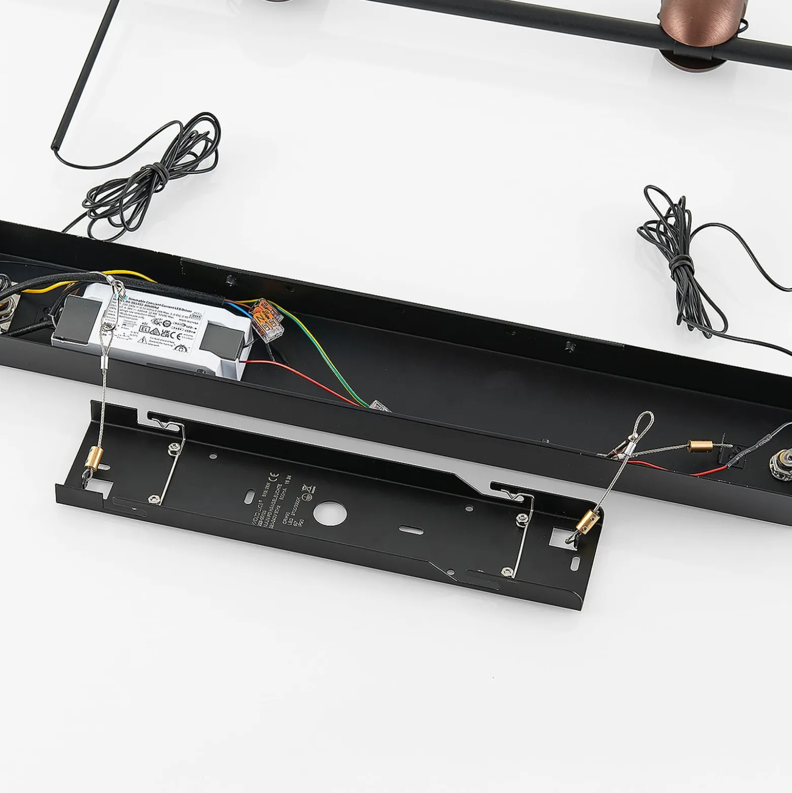 Molto Luce Hängelampe Nuun PD, schwarz/kaffeebraun, 4-flg.