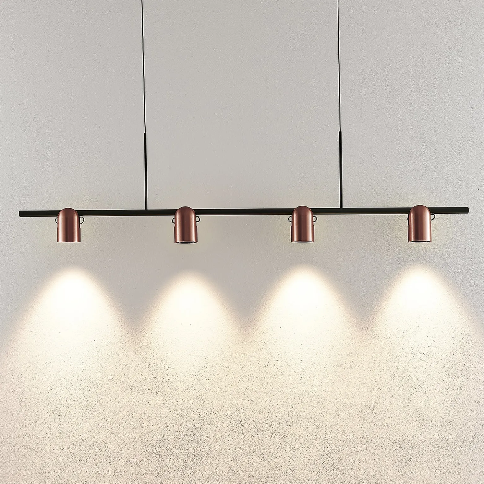 Molto Luce Hängelampe Nuun PD, schwarz/kaffeebraun, 4-flg.