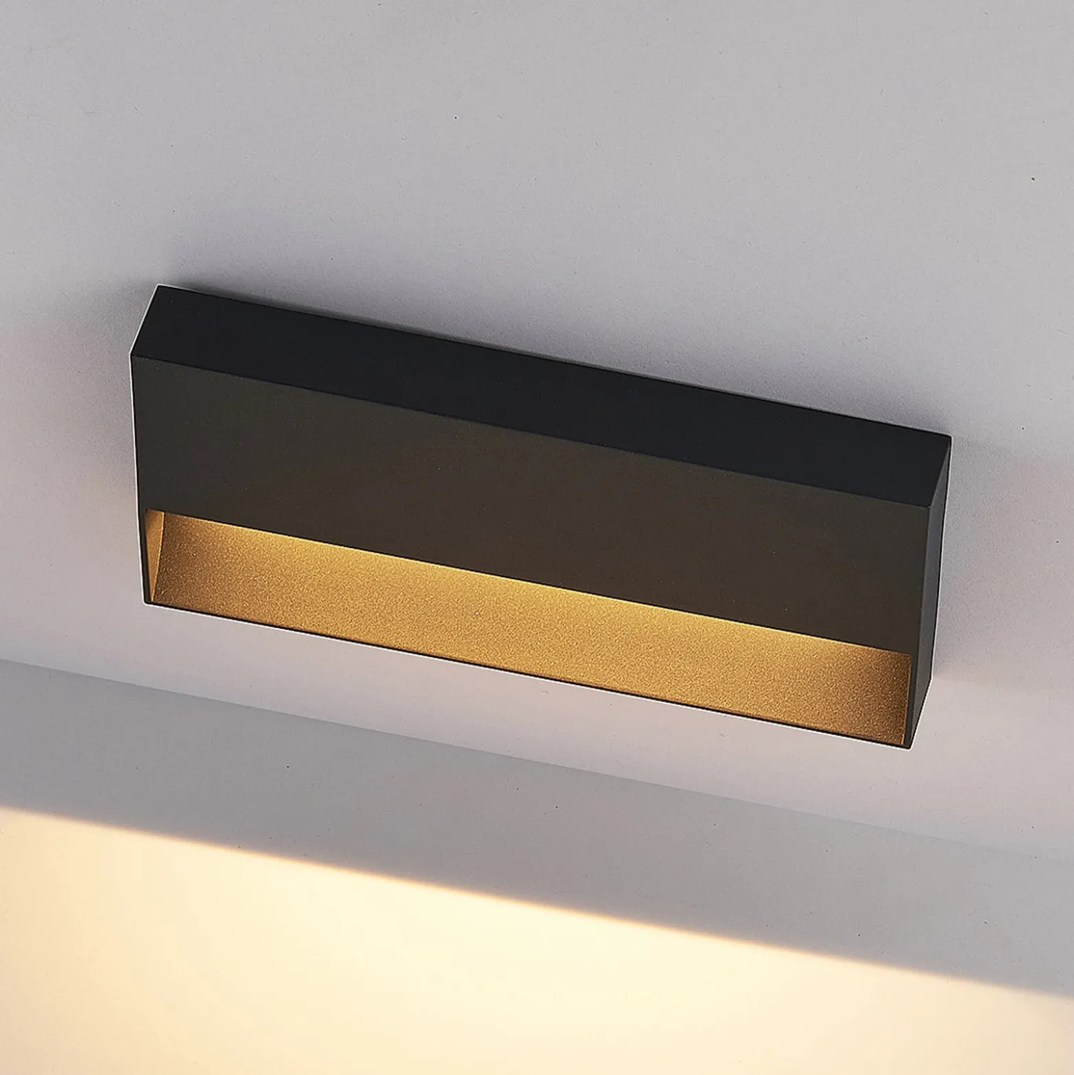 Molto Luce LED-Außenwandlampe Cado, Breite 25 cm, schwarz