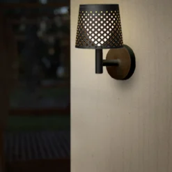 Newgarden Greta LED-Solarleuchte, schwarz