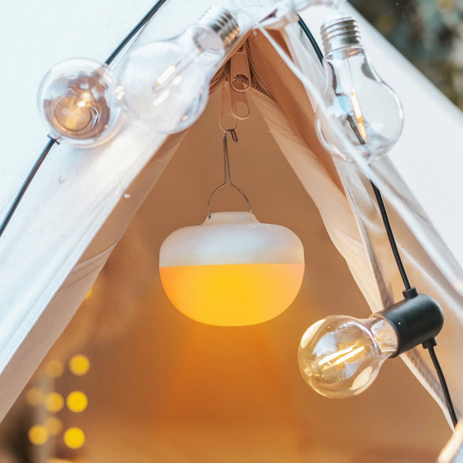 Newgarden LED-Akku-Tischleuchte Cherry, orange/weiß, IP54