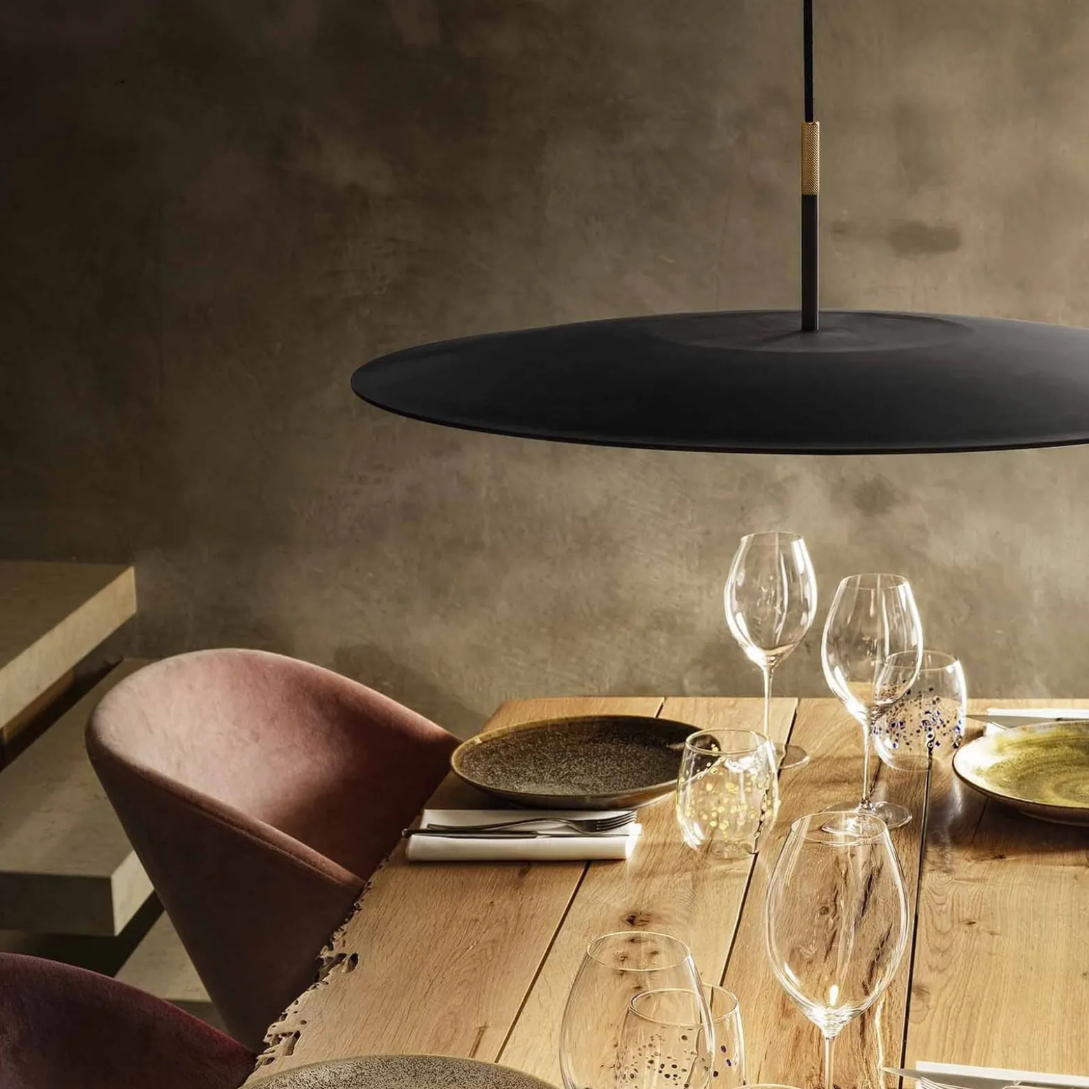 OLEV LED-Hängelampe OVERFLY PLUS, schwarz Ø 55 cm Metall 927