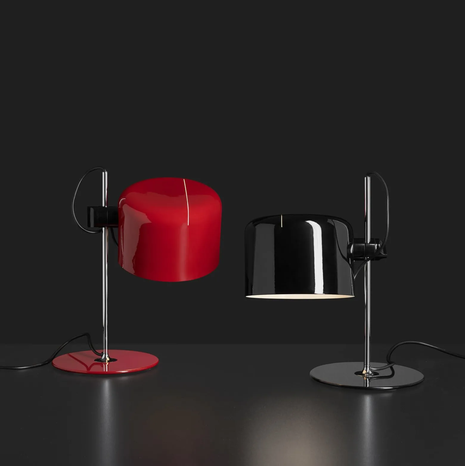 Oluce Tischleuchte Coupé, rot/chom, Metall, Höhe 45 cm, E27