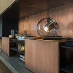 Oluce Tischleuchte The Globe, goldfarben/bronze, Glas