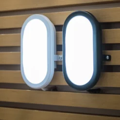 OSRAM LED-Außenwandlampe BULKHEAD, weiß 11 W Kunststoff IP54