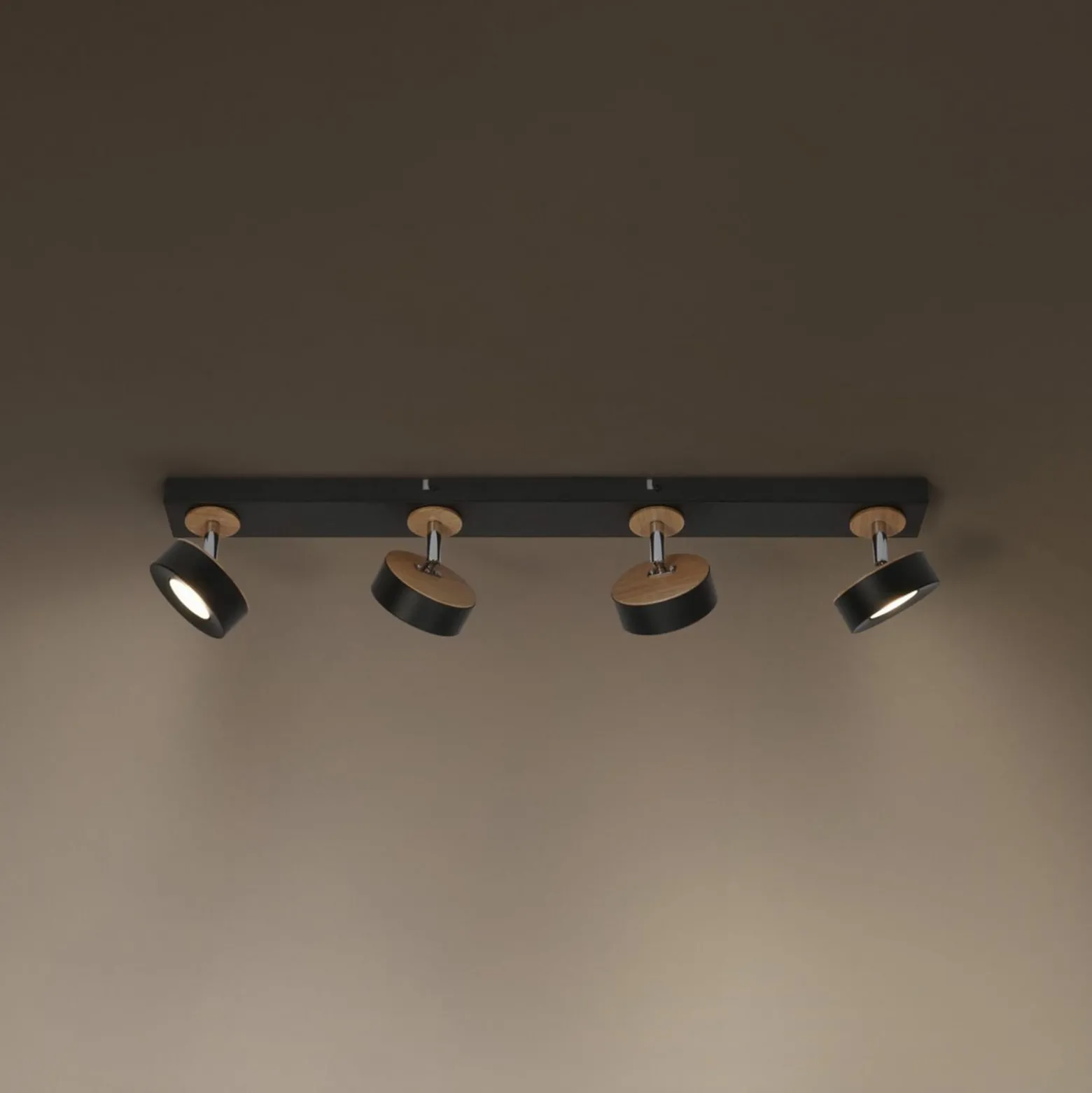 OSRAM LED-Deckenstrahler PLUTO, schwarz, 4 Spots, 3.000 K