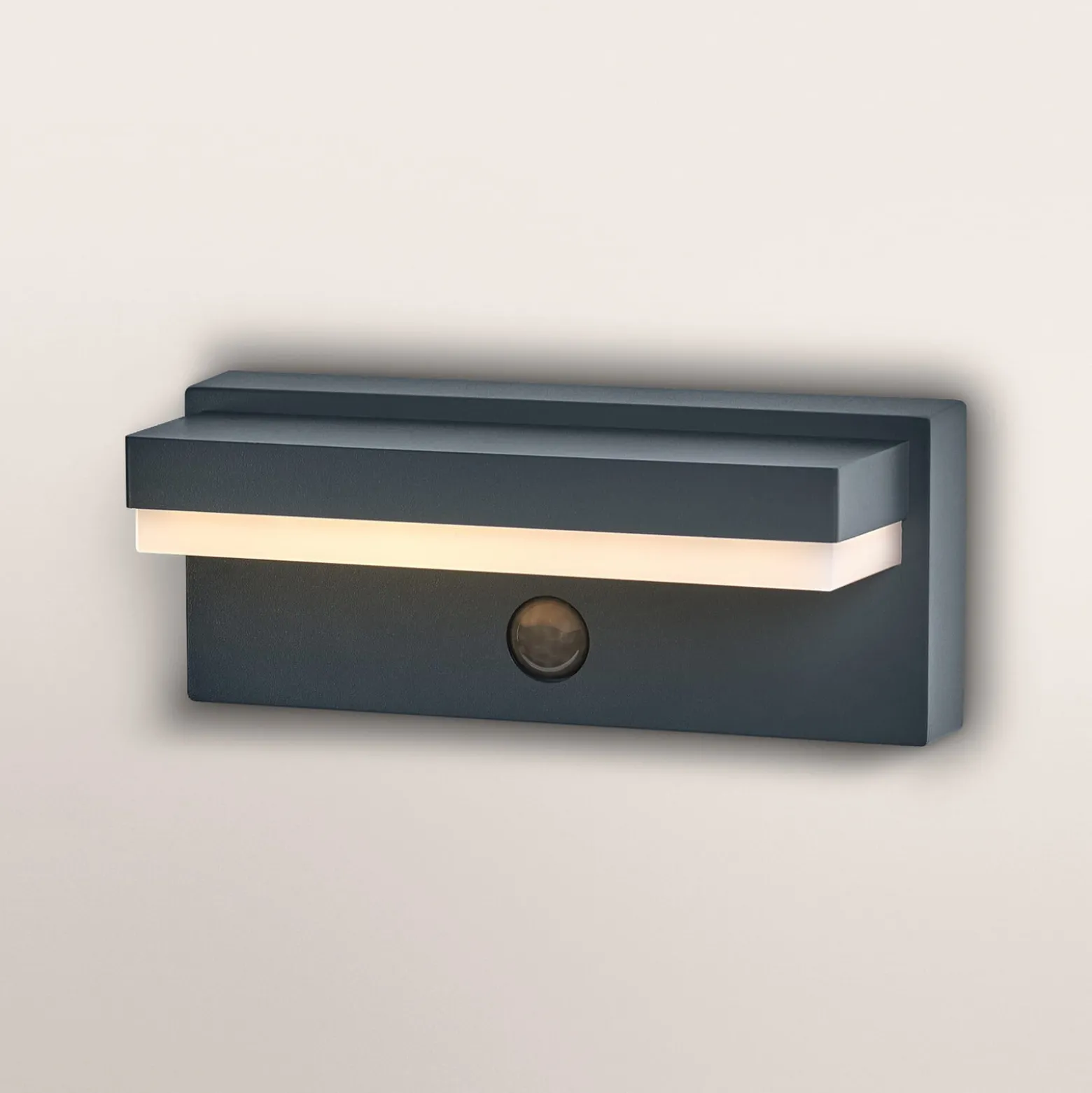 OSRAM Wandleuchte ENDURA STYLE ROBUST, grau, Sensor IP54 USB
