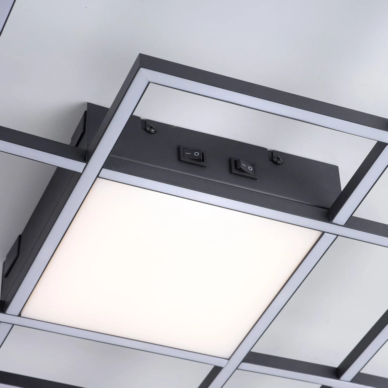 Paul Neuhaus Q-ASMIN LED-Deckenleuchte, 80 x 80 cm