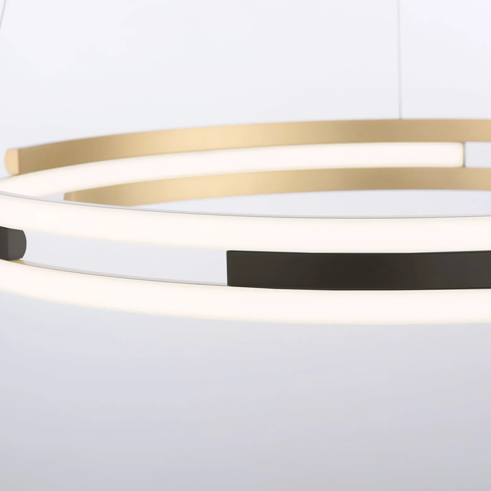 Paul Neuhaus Q-Beluga LED-Hängeleuchte, messing