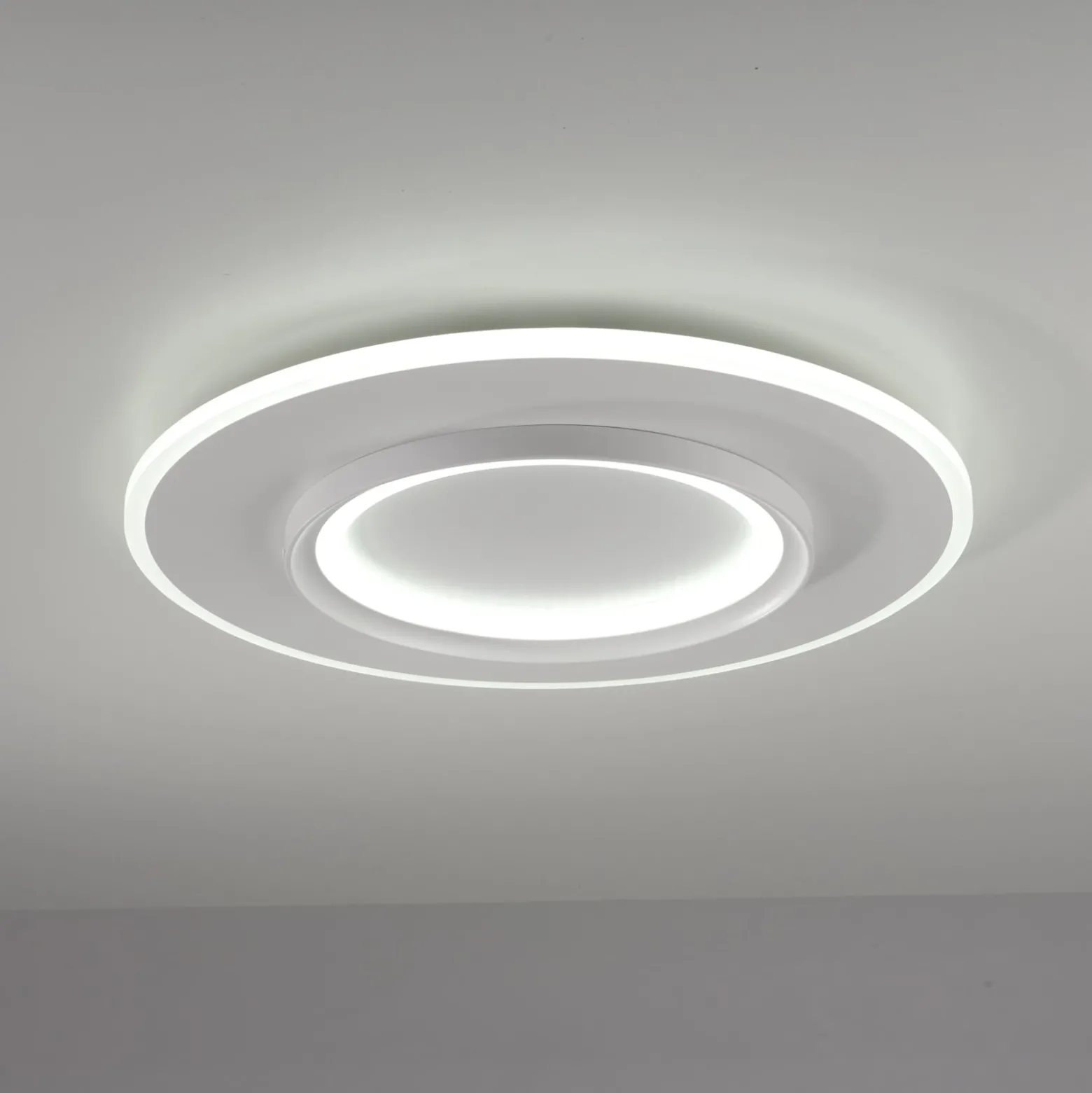 Paul Neuhaus Smart-LED-Deckenleuchte Q-Kalina, weiß, Ø 50 cm