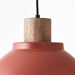 Pendelleuchte Erena mit Holzdetail, rot