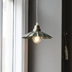 PR Home Hängeleuchte Ester, grün, Ø 24 cm, Eisen, Stecker