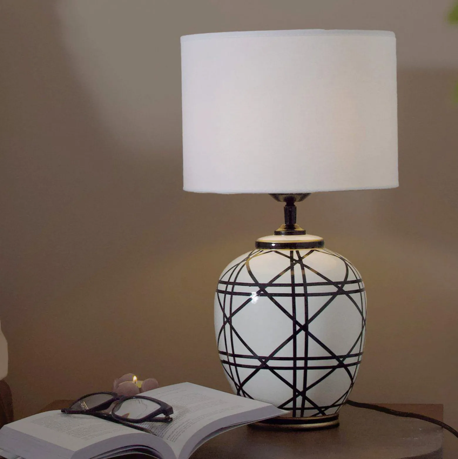 PR Home Tischleuchte New York, weiß, Höhe 46 cm, Keramik