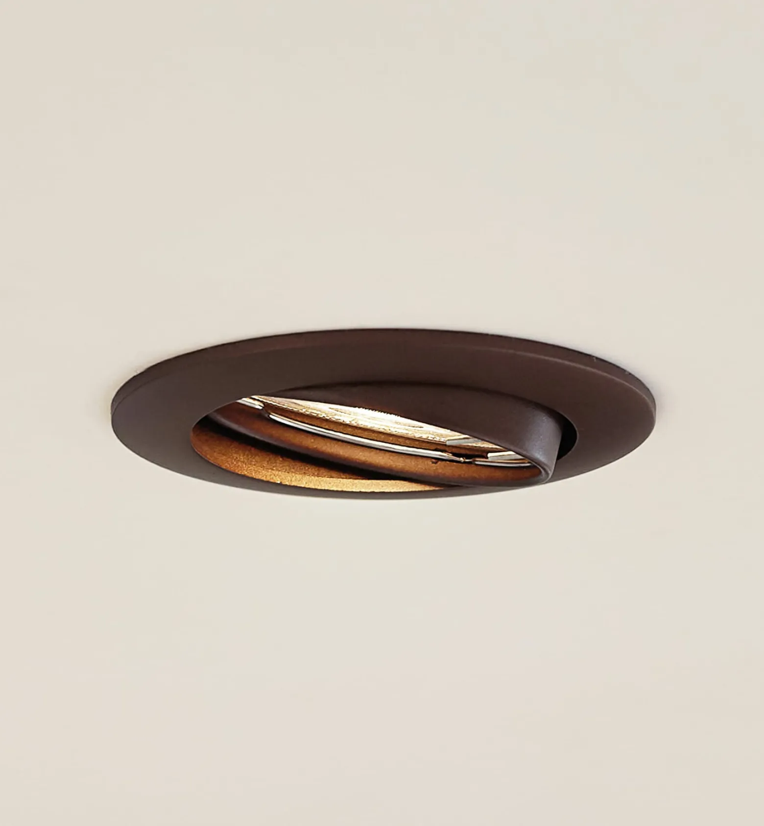 Prios Deckeneinbauleuchte Fibur, bronze, Zink, Ø 8,2 cm