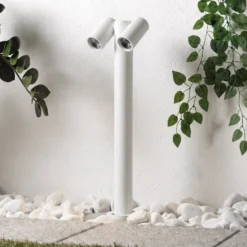 Prios Wegeleuchte Tulimar, 2-flg., 60 cm, weiß, IP65