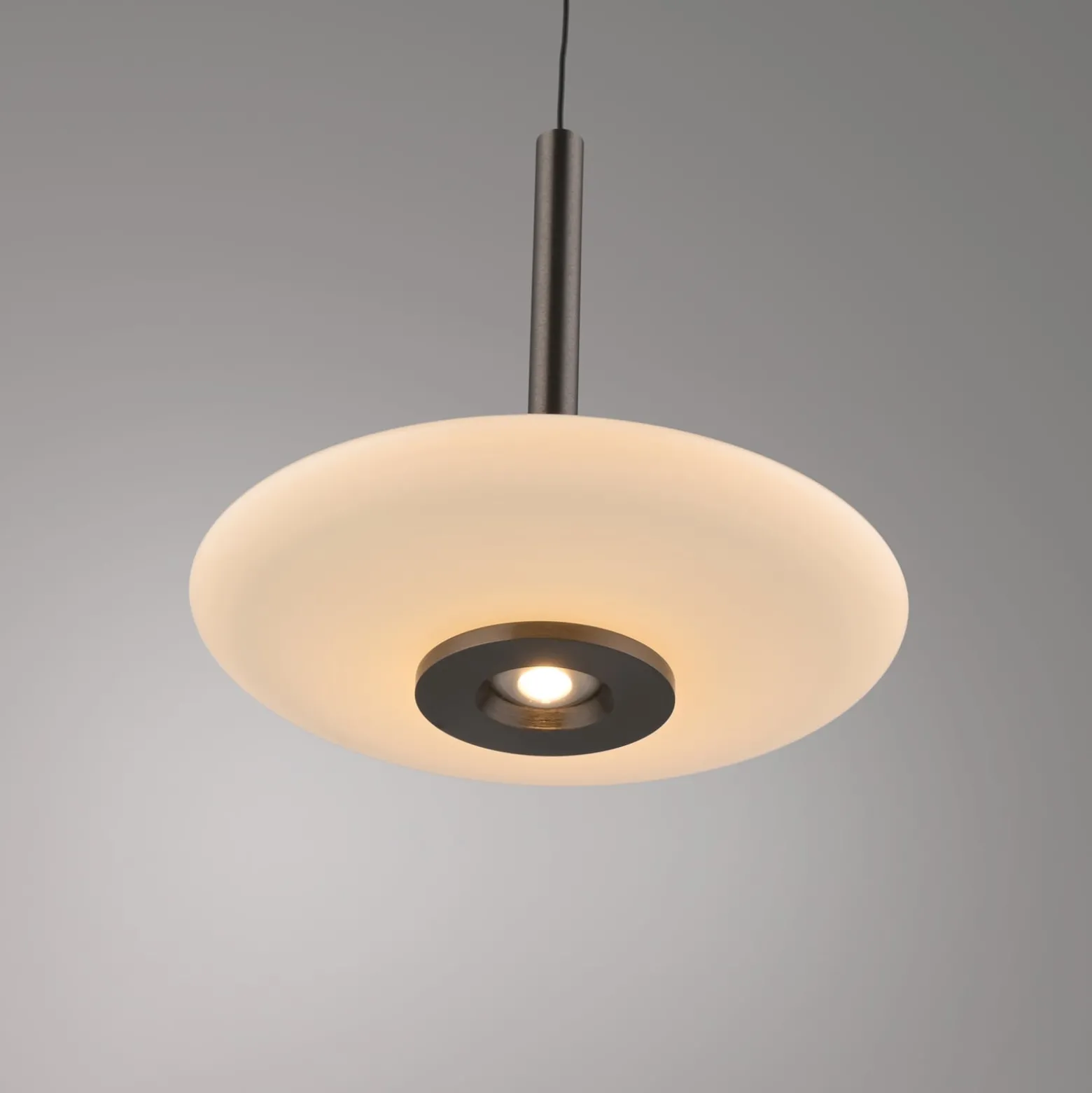 PURE LED-Hängelampe Vitrum braun/opal Glas/Aluminium Ø 22 cm