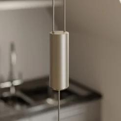Quitani LED-Hängeleuchte Lian, Eichenholz