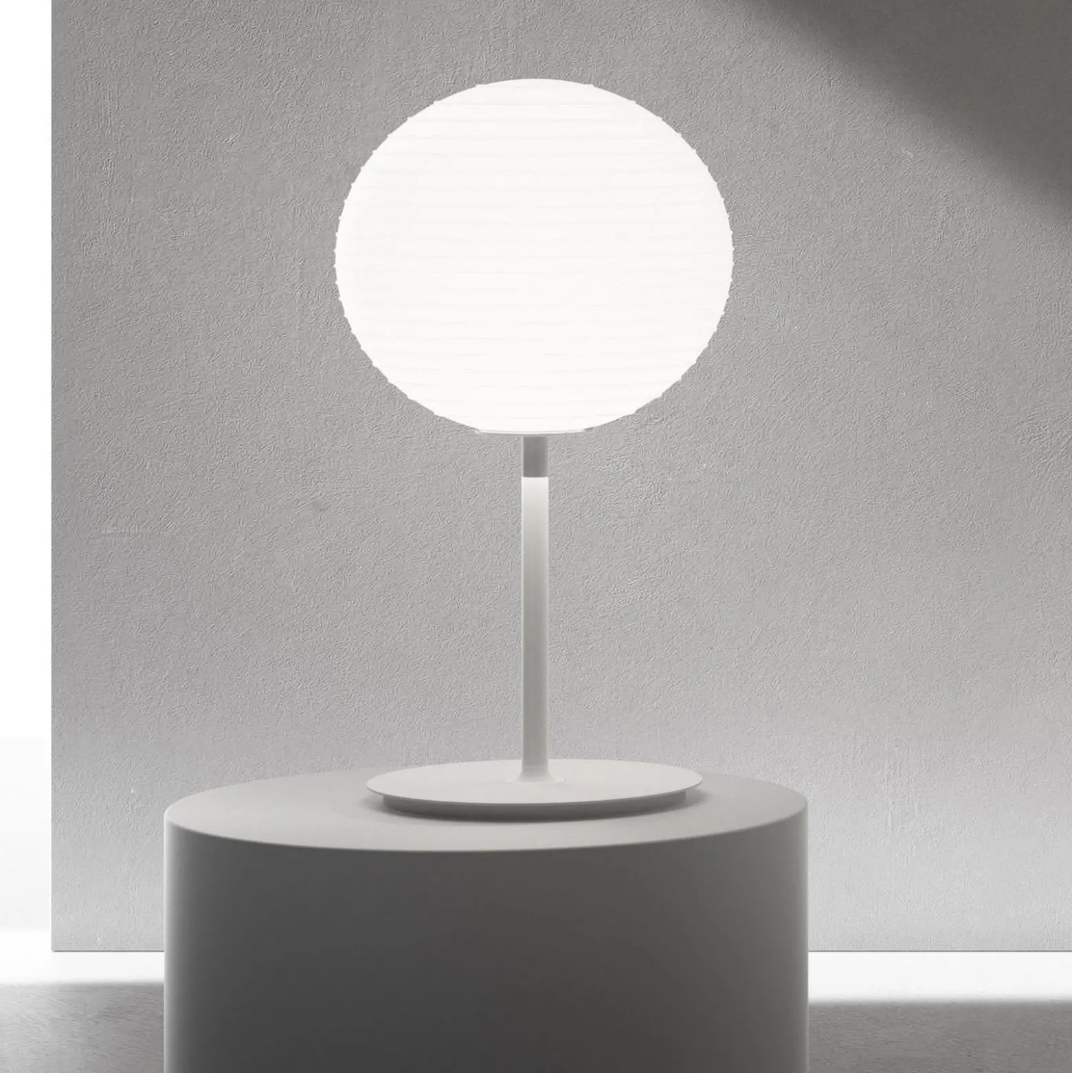 Rotaliana Flow Glass T2 Tischleuchte mit Standfuß