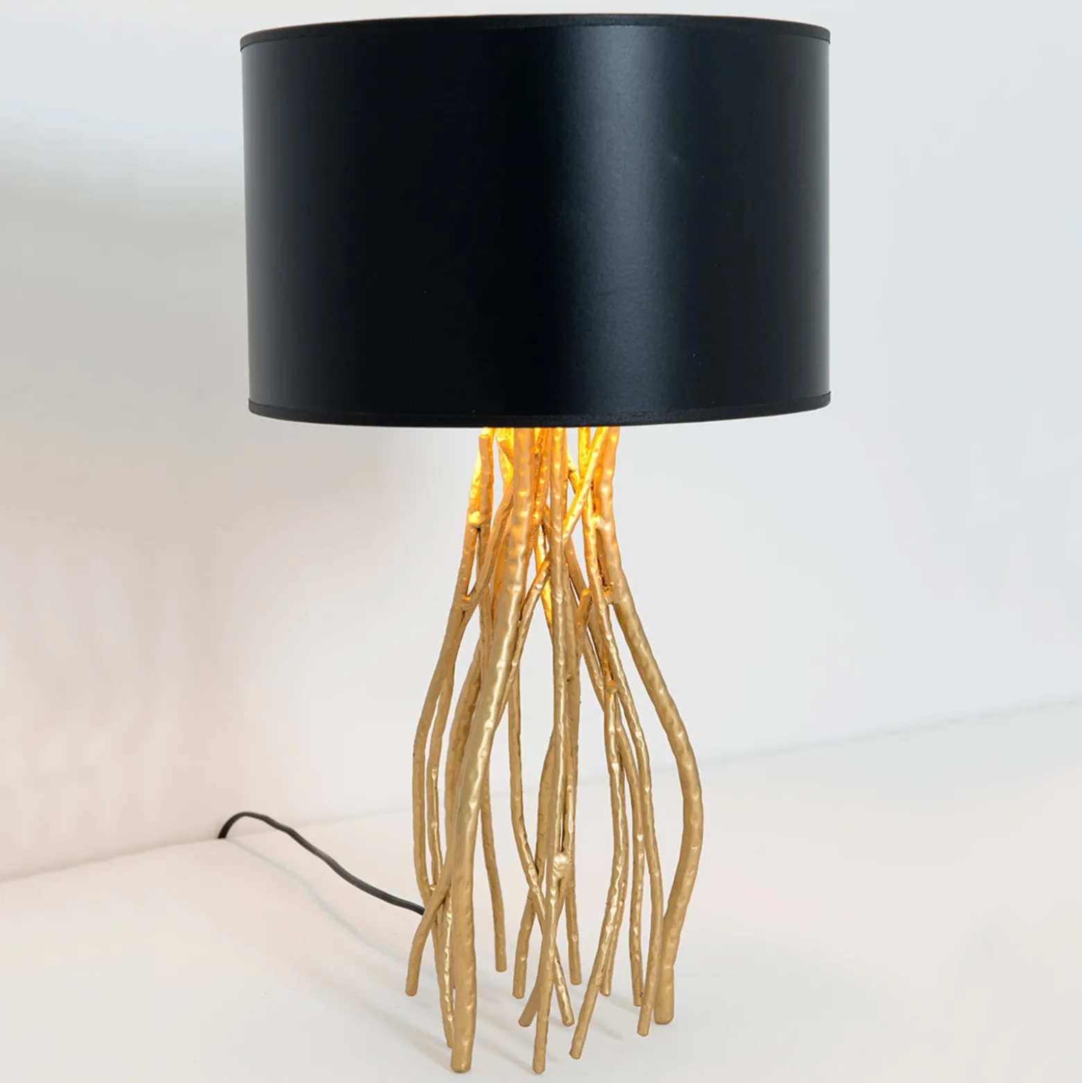 Schwarze Tischlampe Capri, rund, Höhe 44 cm