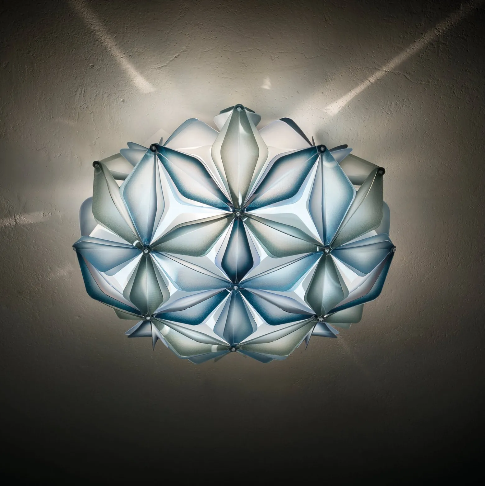 Slamp La Vie M Deckenleuchte, Breite 47 cm, blau