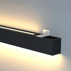 SLC LED-Lichtleiste CLICK, schwarz, 140 cm, CCT, DALI, IP20