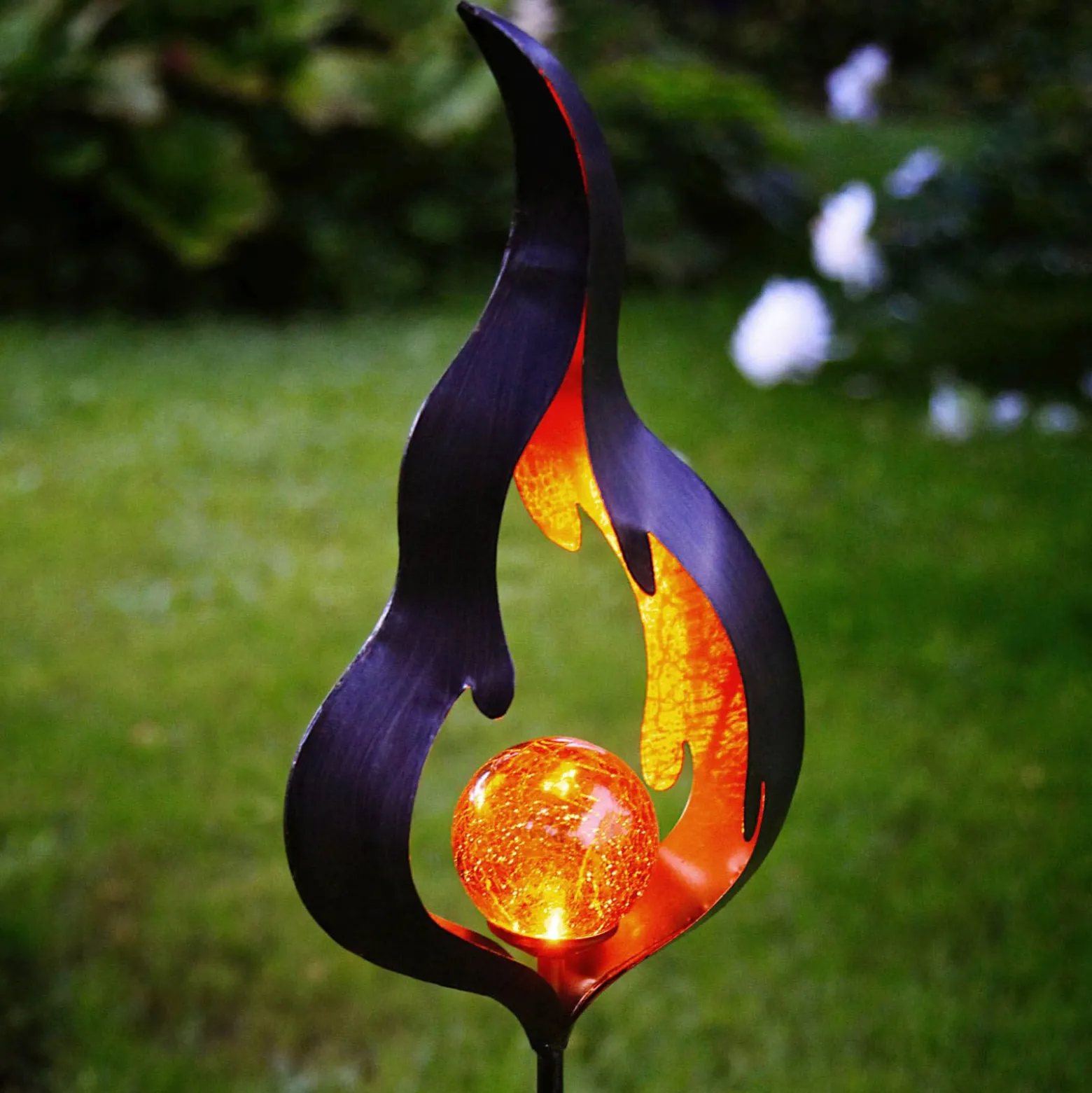 Solar-Erdspießleuchte Melilla Flamme mit LED