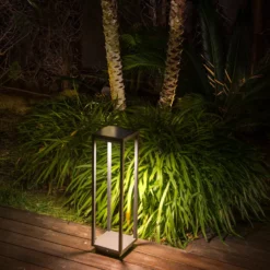 Solar-LED-Sockelleuchte Saura mit Bewegungsmelder