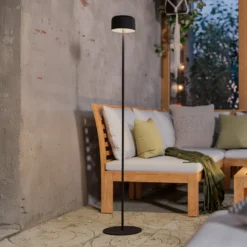 Solar-LED-Terrassenlampe Roccanova-L, schwarz, Höhe 120 cm