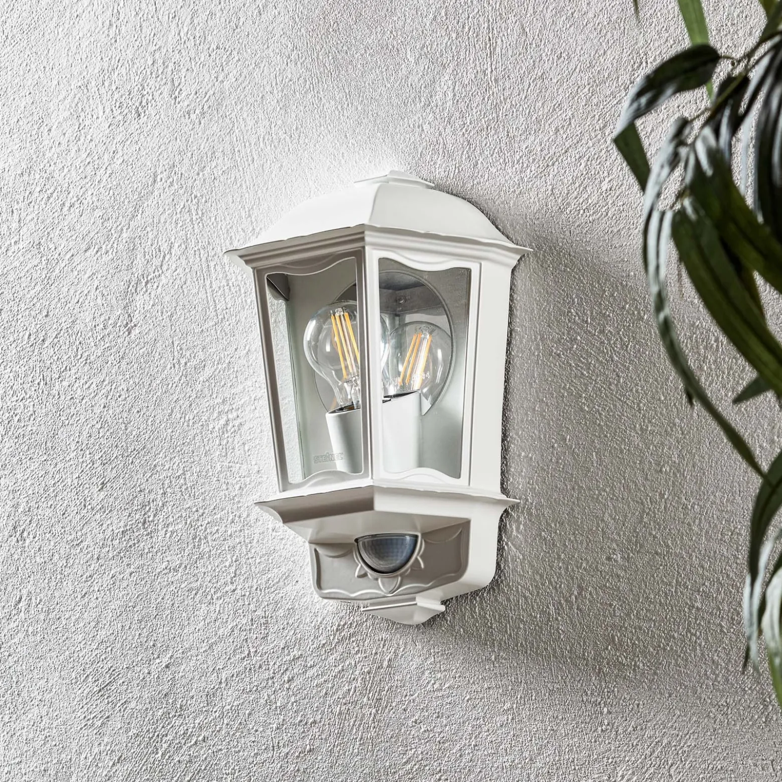 STEINEL L 190 S Sensor-Außenwandlampe weiß