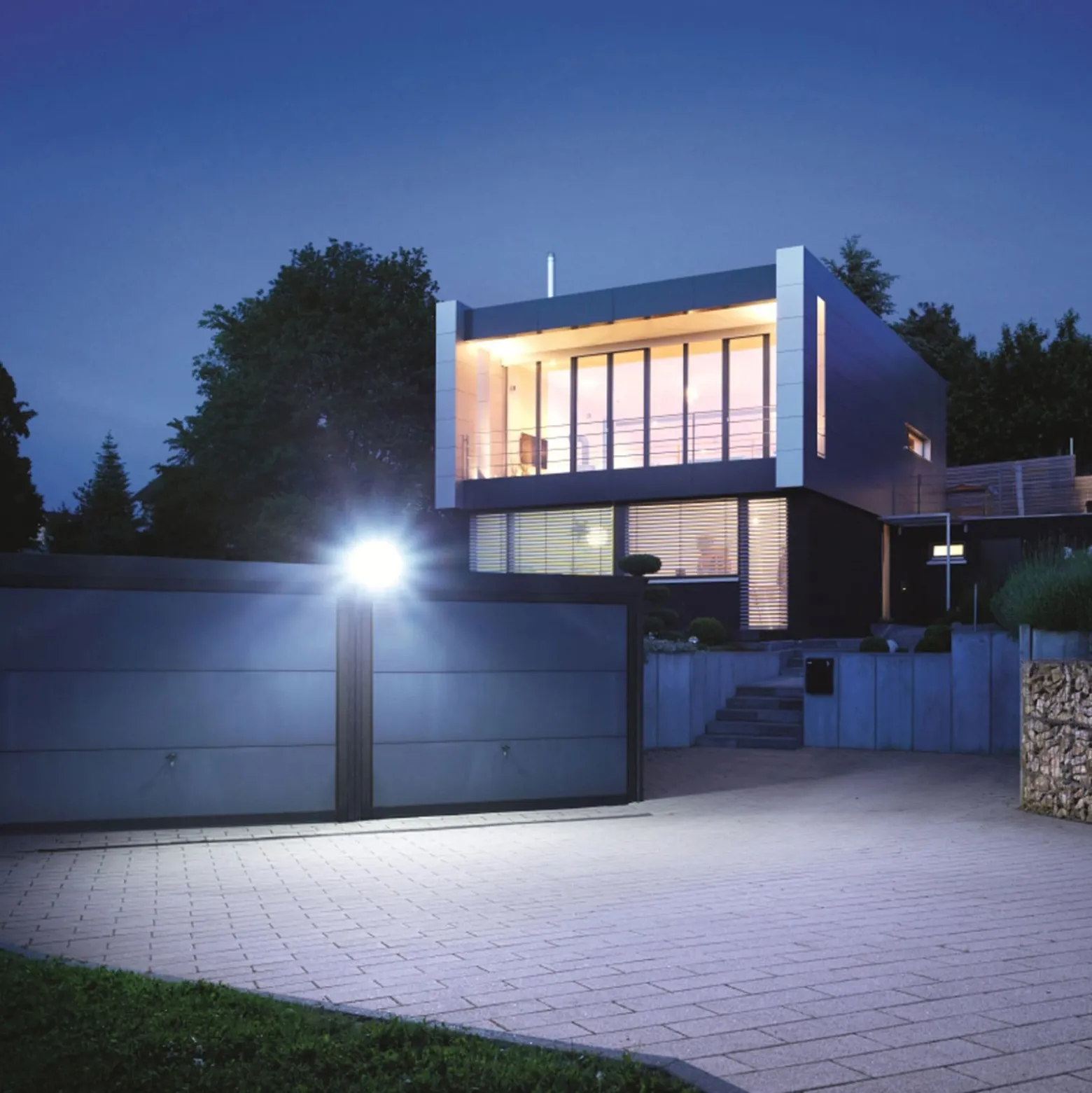STEINEL XLED Pro 240 LED-Außenstrahler anthrazit