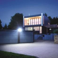 STEINEL XLED Pro 240 S Sensor-Strahler weiß