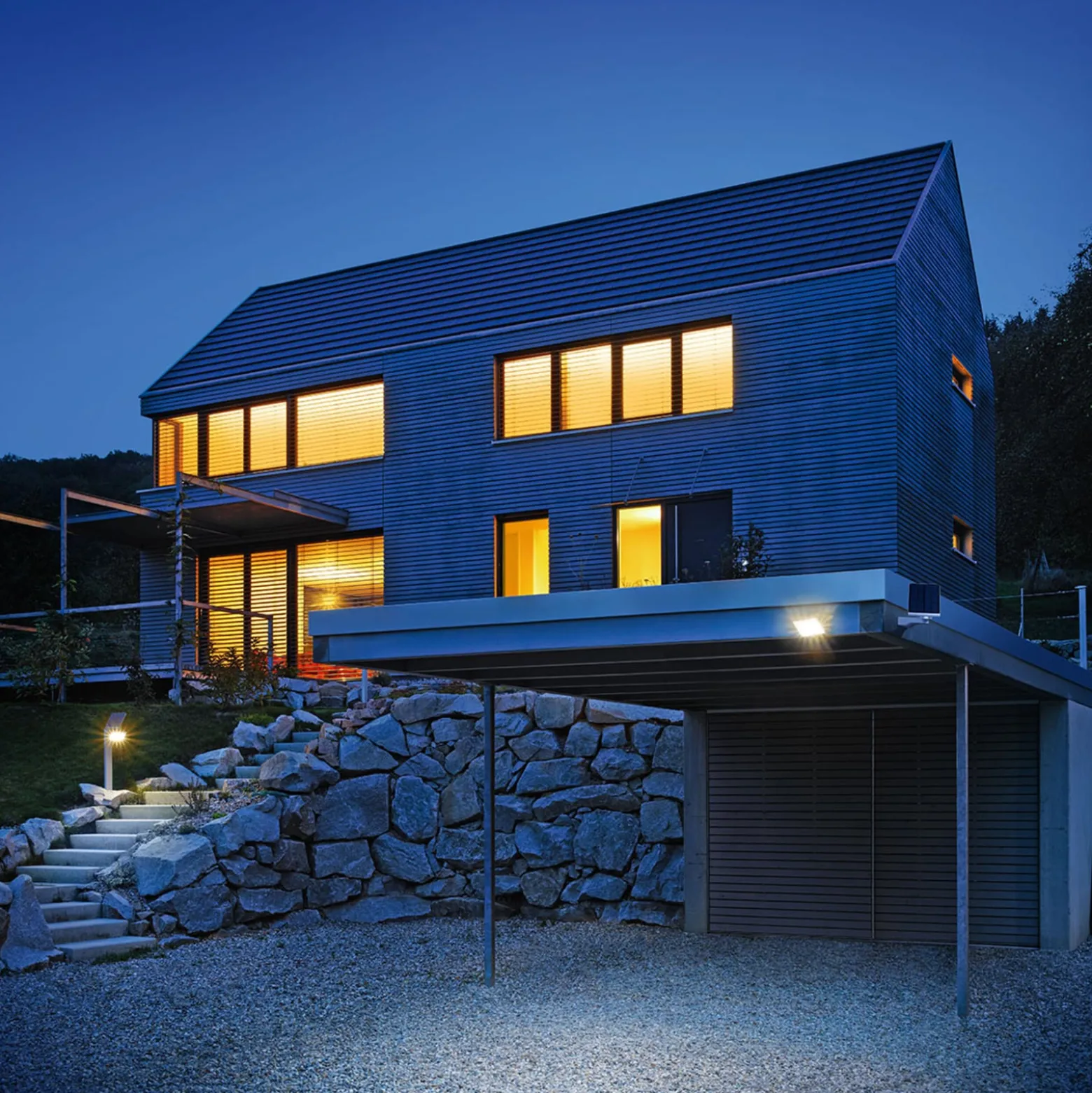 STEINEL XSolar L-S Professional LED-Sensorstrahler
