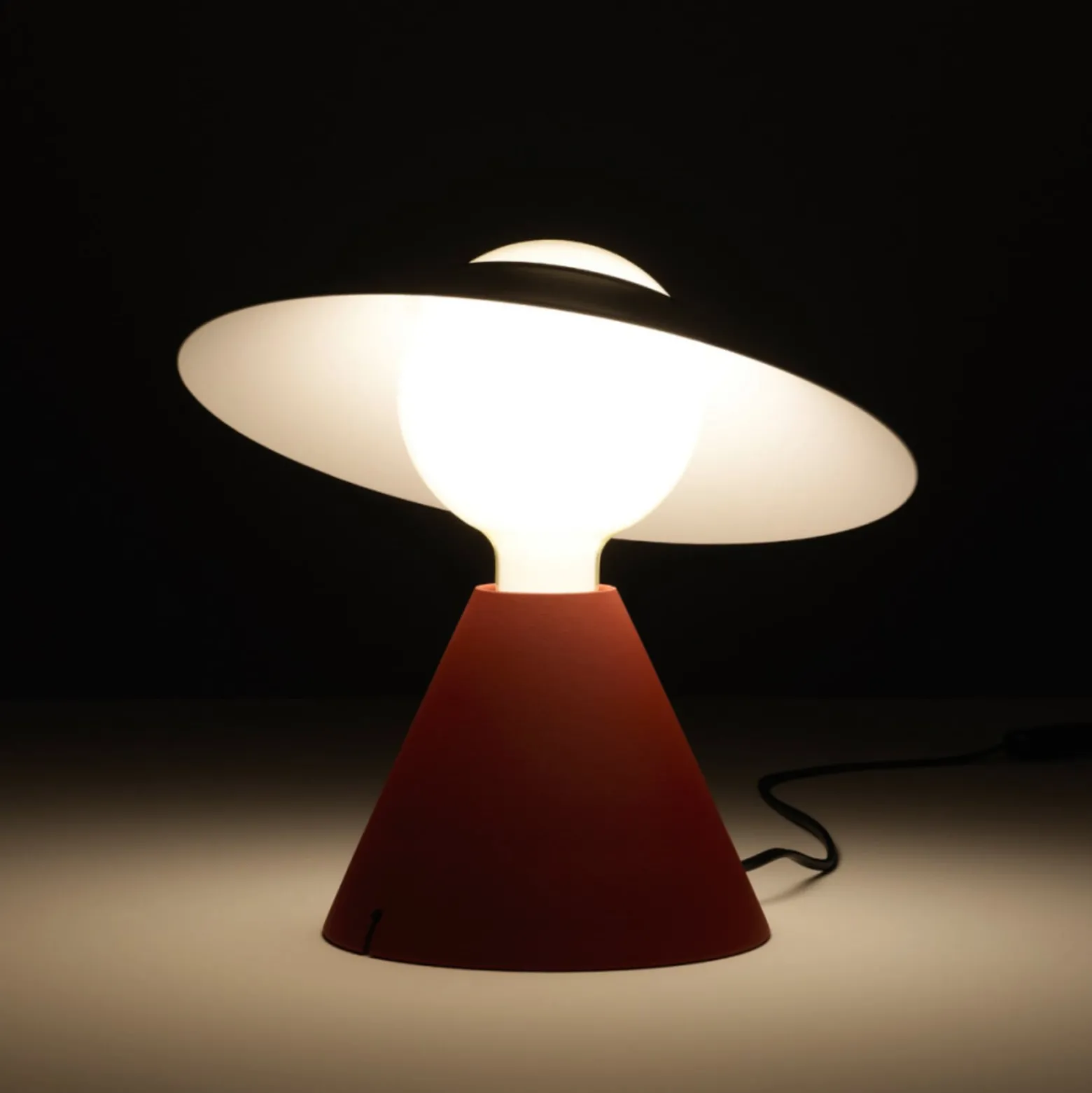 Stilnovo Fante LED-Tischleuchte, 2.700 K, rot