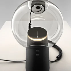 Stilnovo Gravita LED-Tischlampe mit 2 Lichtquellen