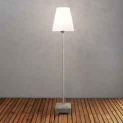 Terrassenleuchte Lucca, grau, Höhe 130 cm, Metall, IP44