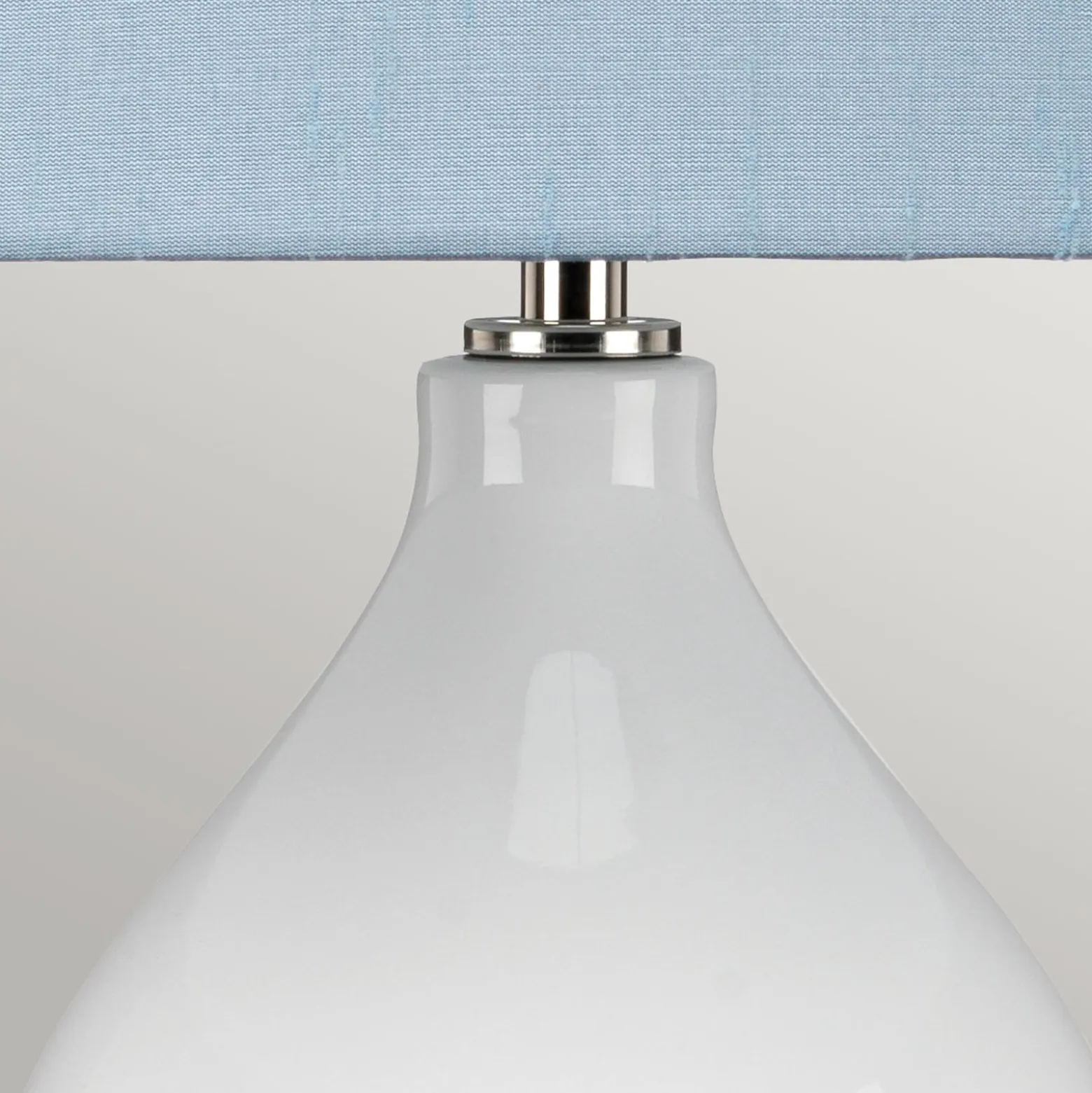 Textil-Tischlampe Isla nickel poliert/blau