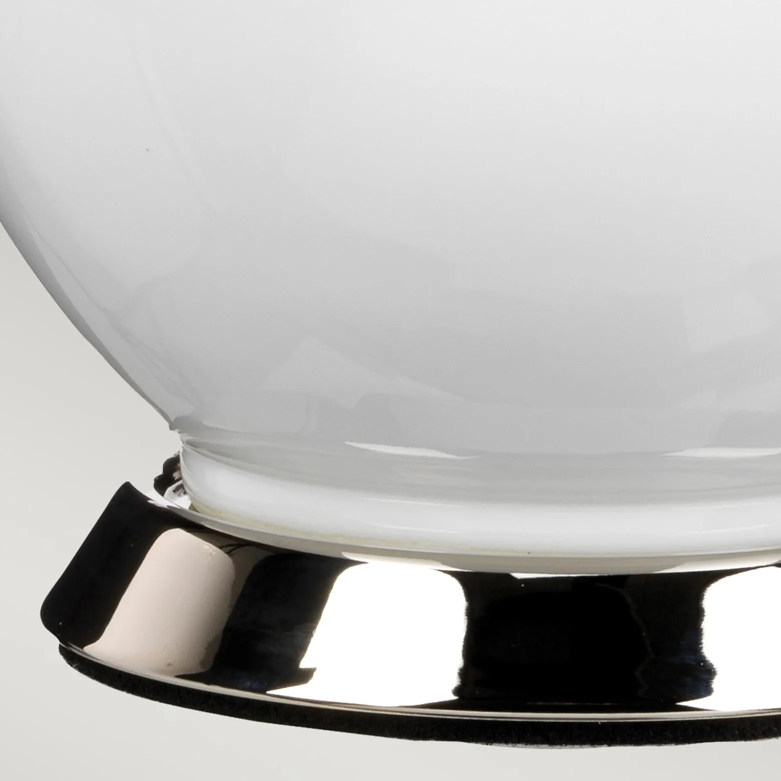 Textil-Tischlampe Isla nickel poliert/rot