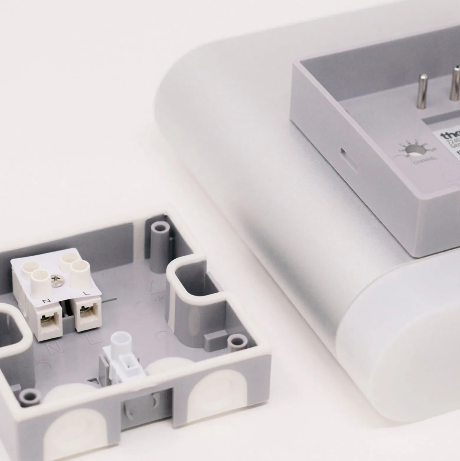 Theben theLeda D SU AL Außenwandleuchte PIR-Sensor