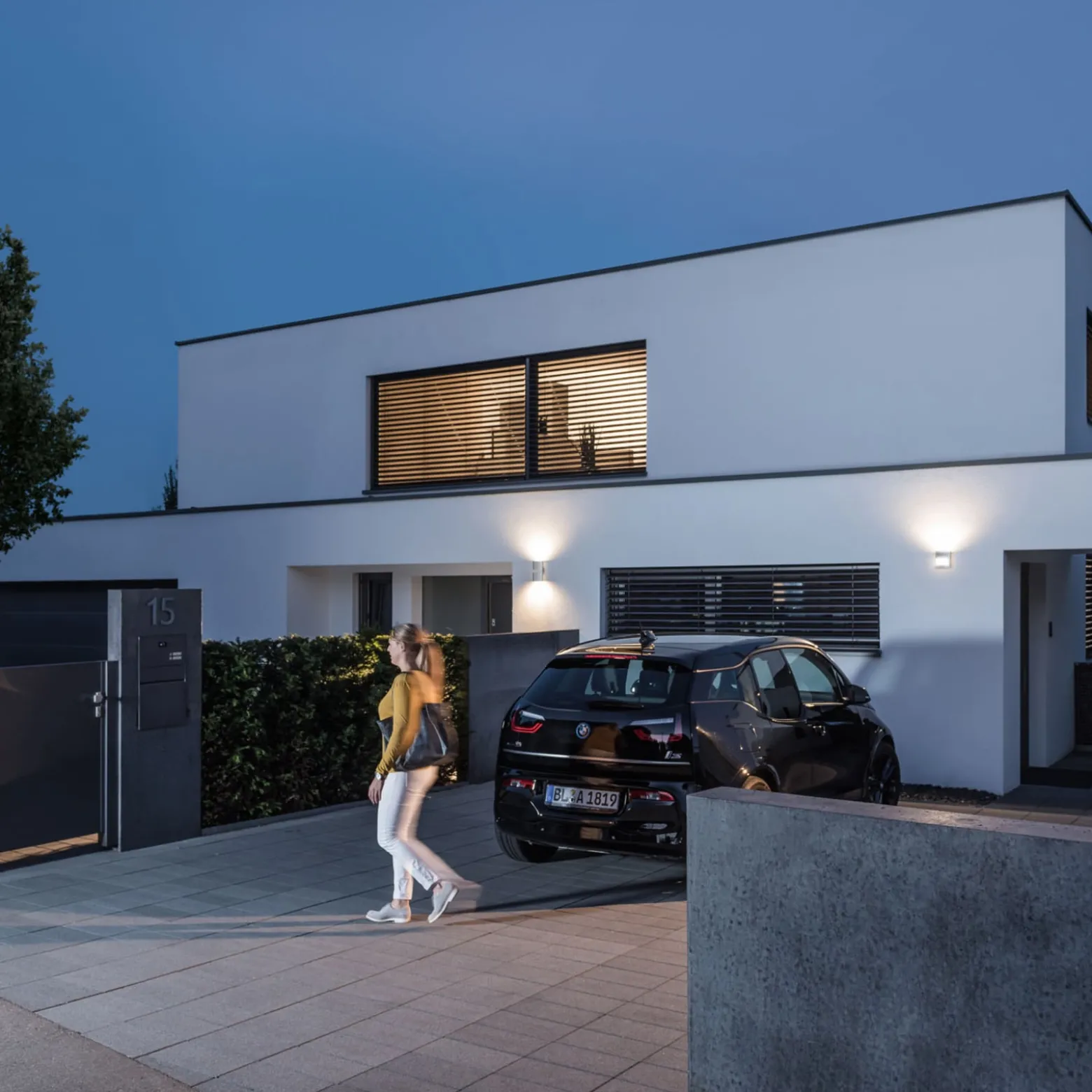 Theben theLeda D SU AL Außenwandleuchte PIR-Sensor