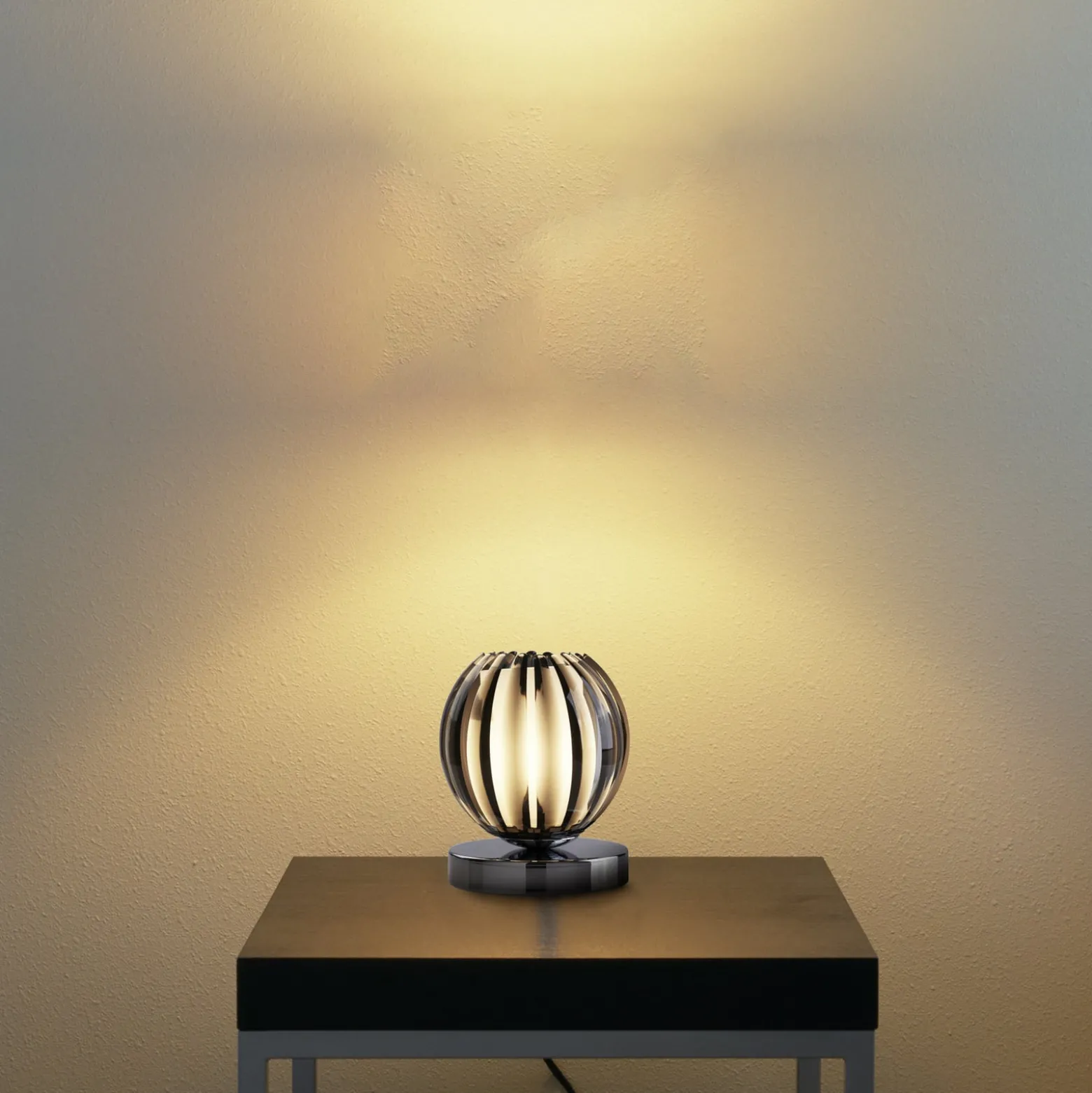 Tischlampe Claw mit Touchfunktion, Schirm rauch