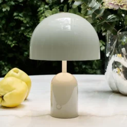 Tom Dixon Akku-Tischlampe BELL PORTABLE, hellgrau 28 cm IP44