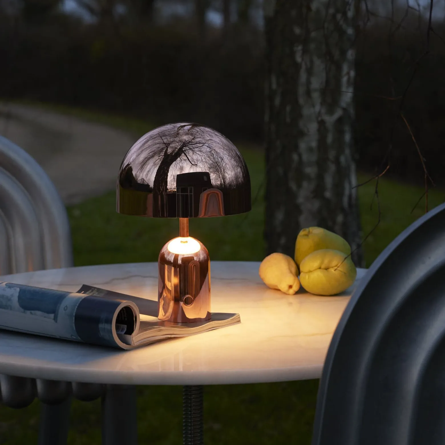 Tom Dixon Akku-Tischlampe BELL PORTABLE, kupfer, 28 cm IP44