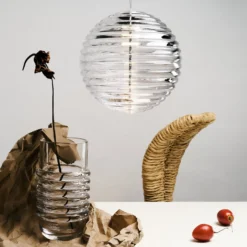 Tom Dixon LED-Hängelampe Press Sphere, klar Ø 30 cm 927 Glas