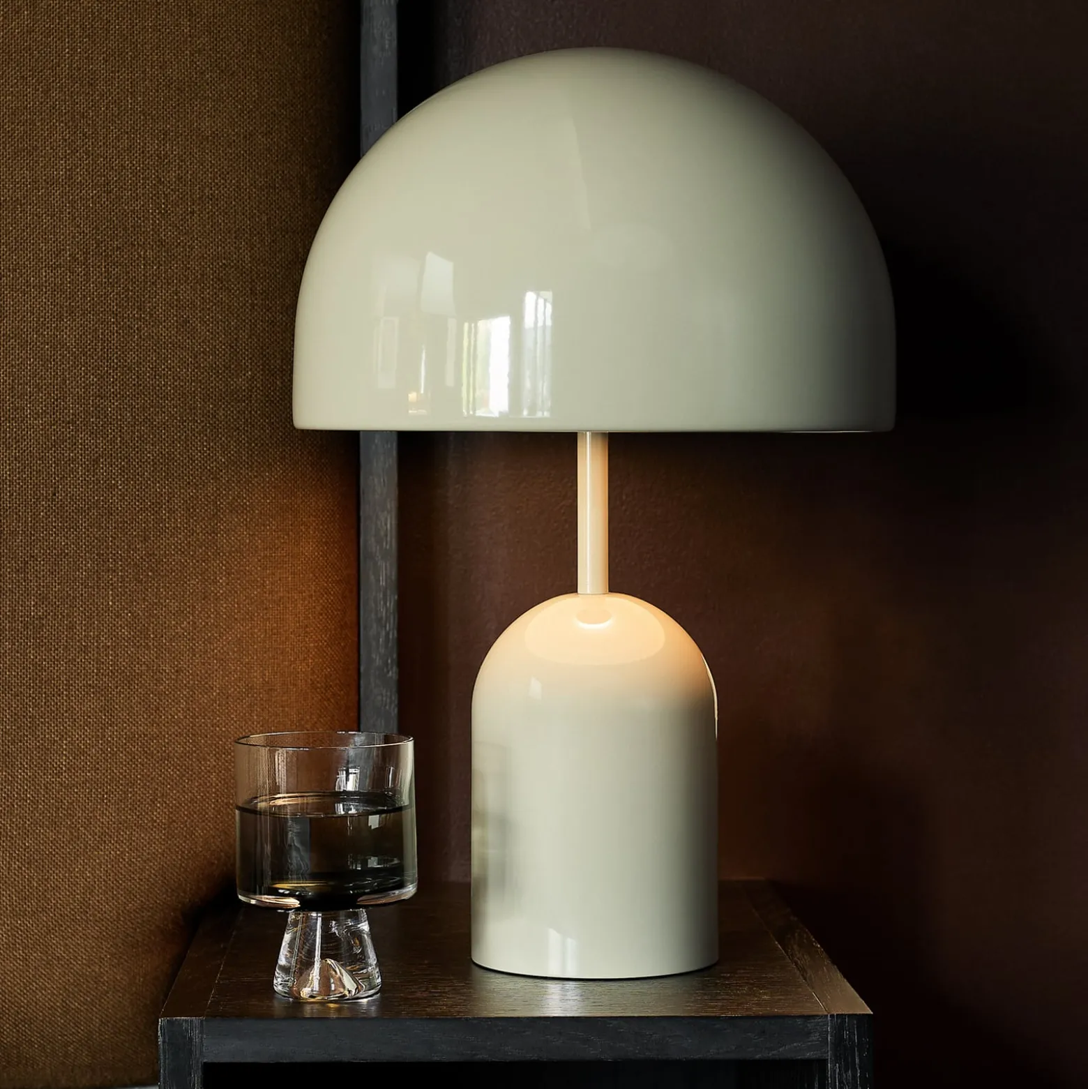 Tom Dixon LED-Tischlampe Bell, hellgrau, Höhe 43 cm, dimmbar