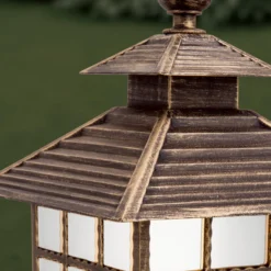 Traditionelle Wegeleuchte Ilka in Laternenform