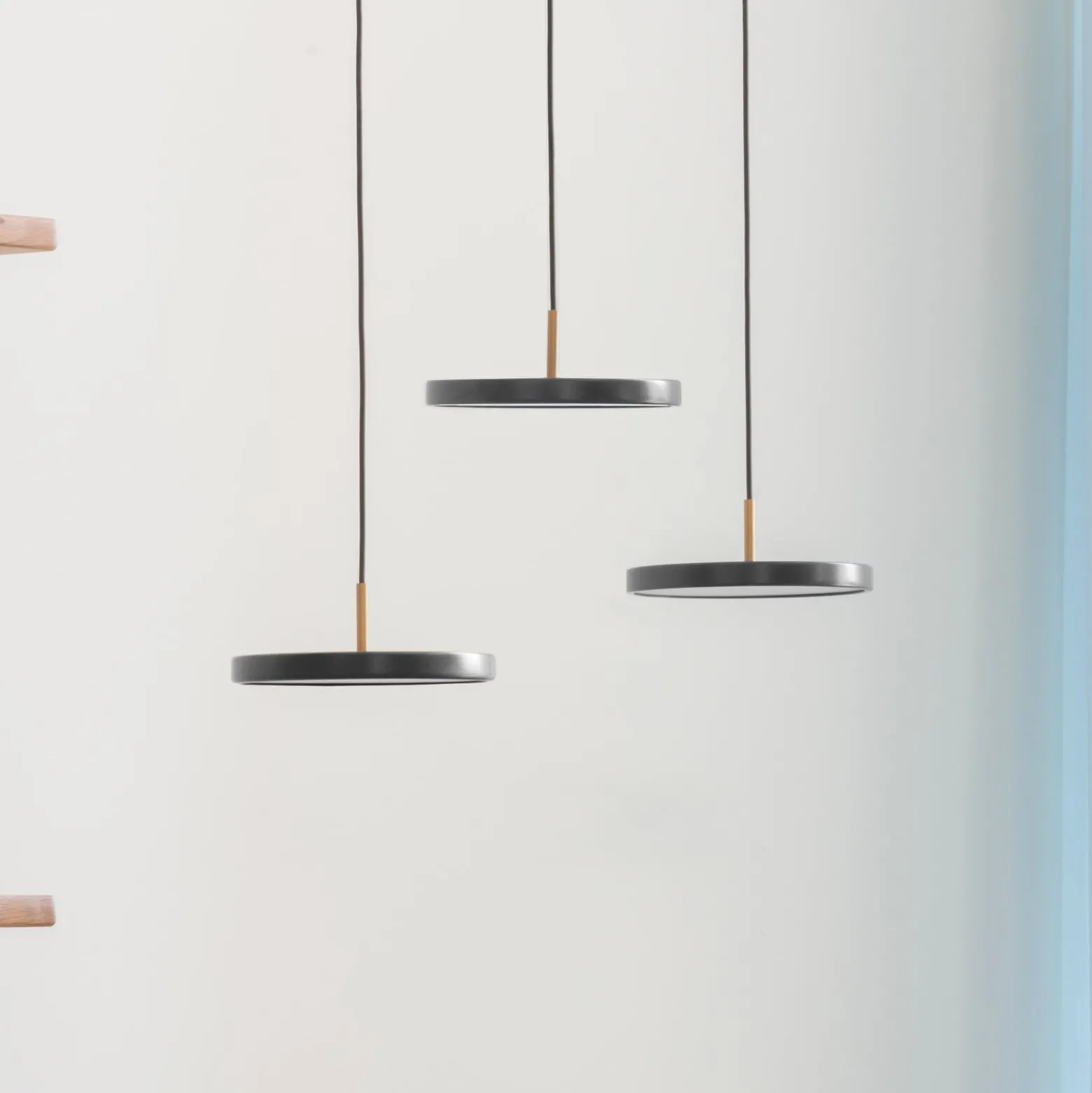 UMAGE Asteria MicroV2 Hängelampe dimmbar anthrazit