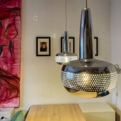 UMAGE Clava Hängeleuchte Stahl, Cannonball weiß
