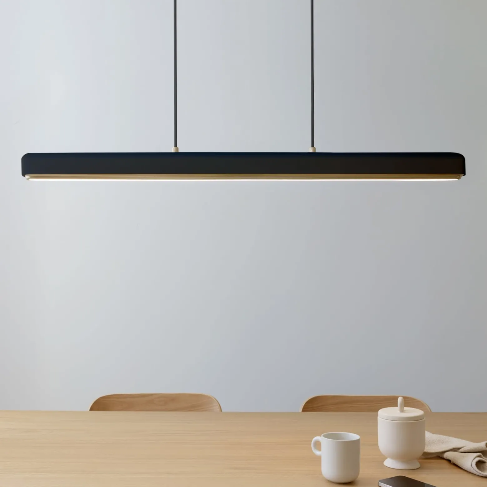 UMAGE LED-Hängelampe Hazel Branch, schwarz/messing, 100 cm