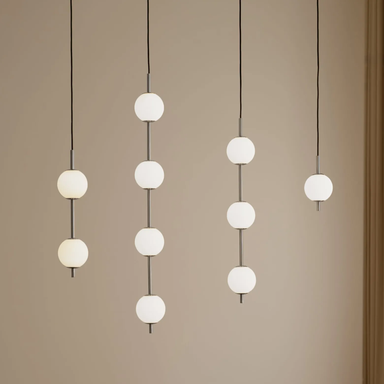 UMAGE LED-Hängeleuchte Audrey, stahlfarben, 1-flg., Ø 12 cm
