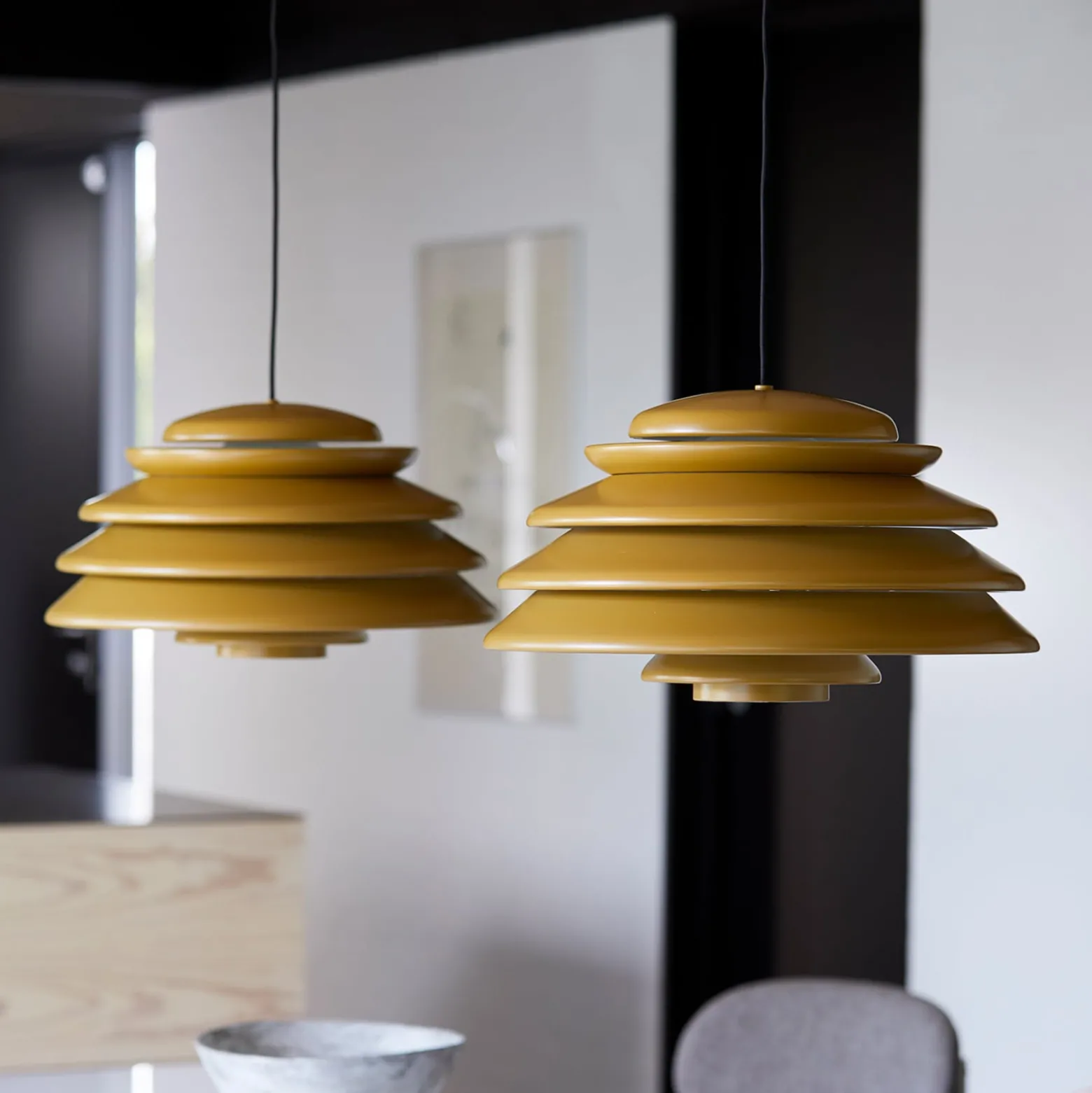 VERPAN Hive Pendellampe gelb